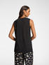Top with ribbed edges image number 1