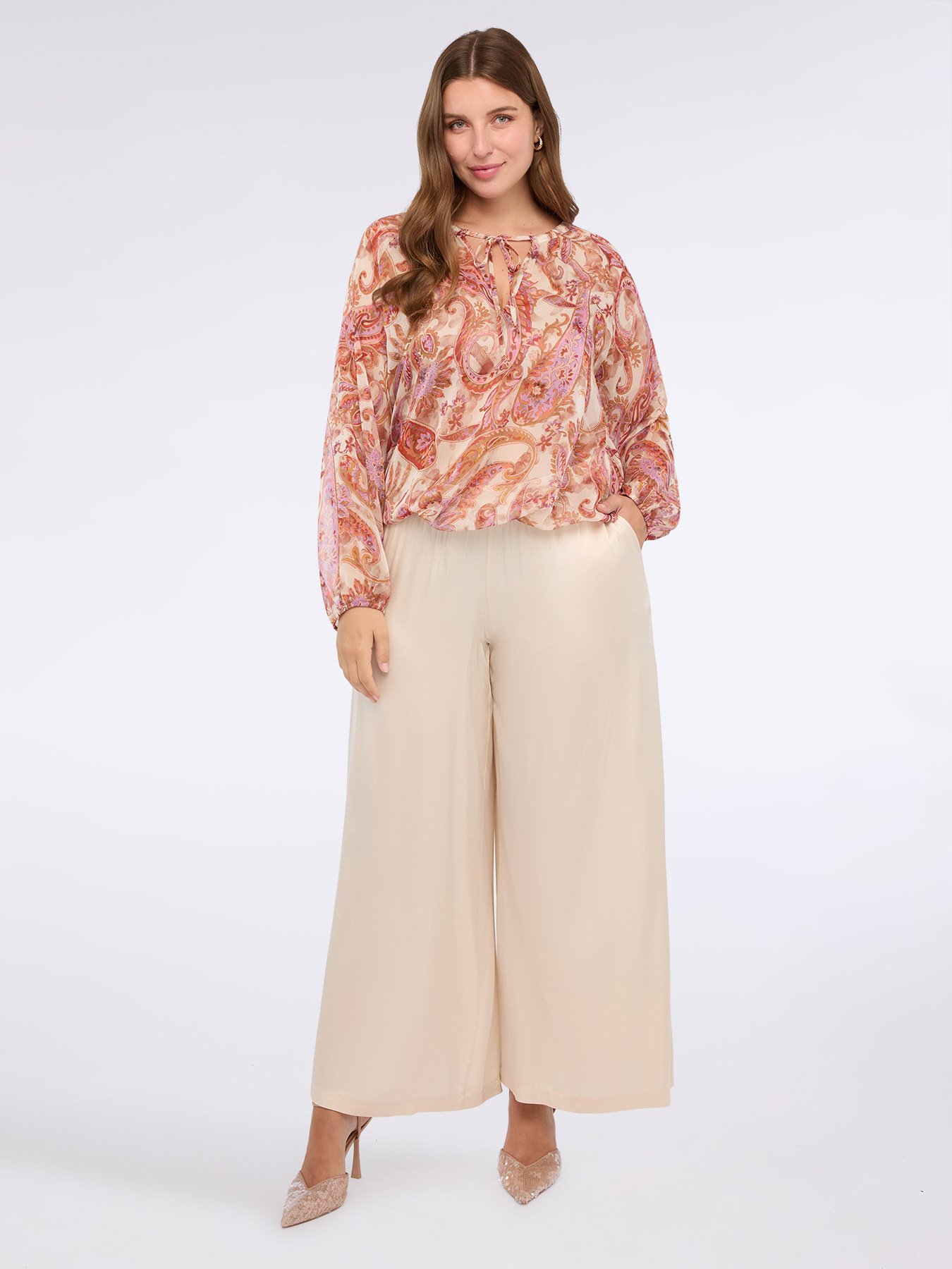 Blusa estampado paisley con cordones image number 3