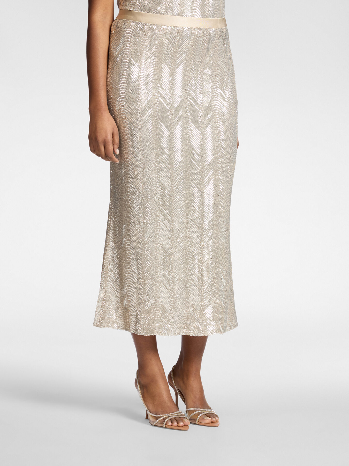 Falda tubo larga con lentejuelas image number 2
