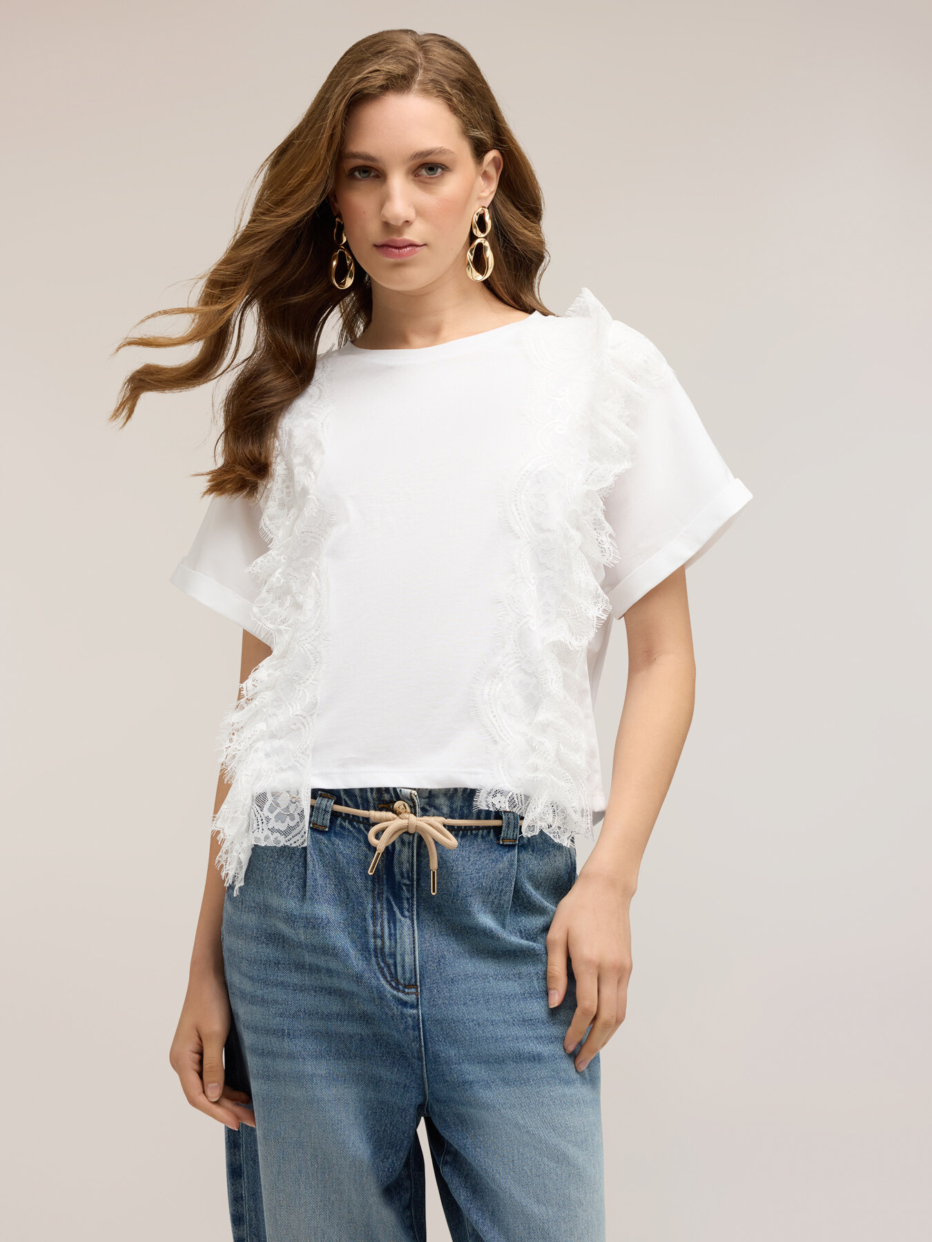 Tricou cu inserții din dantelă image number 0