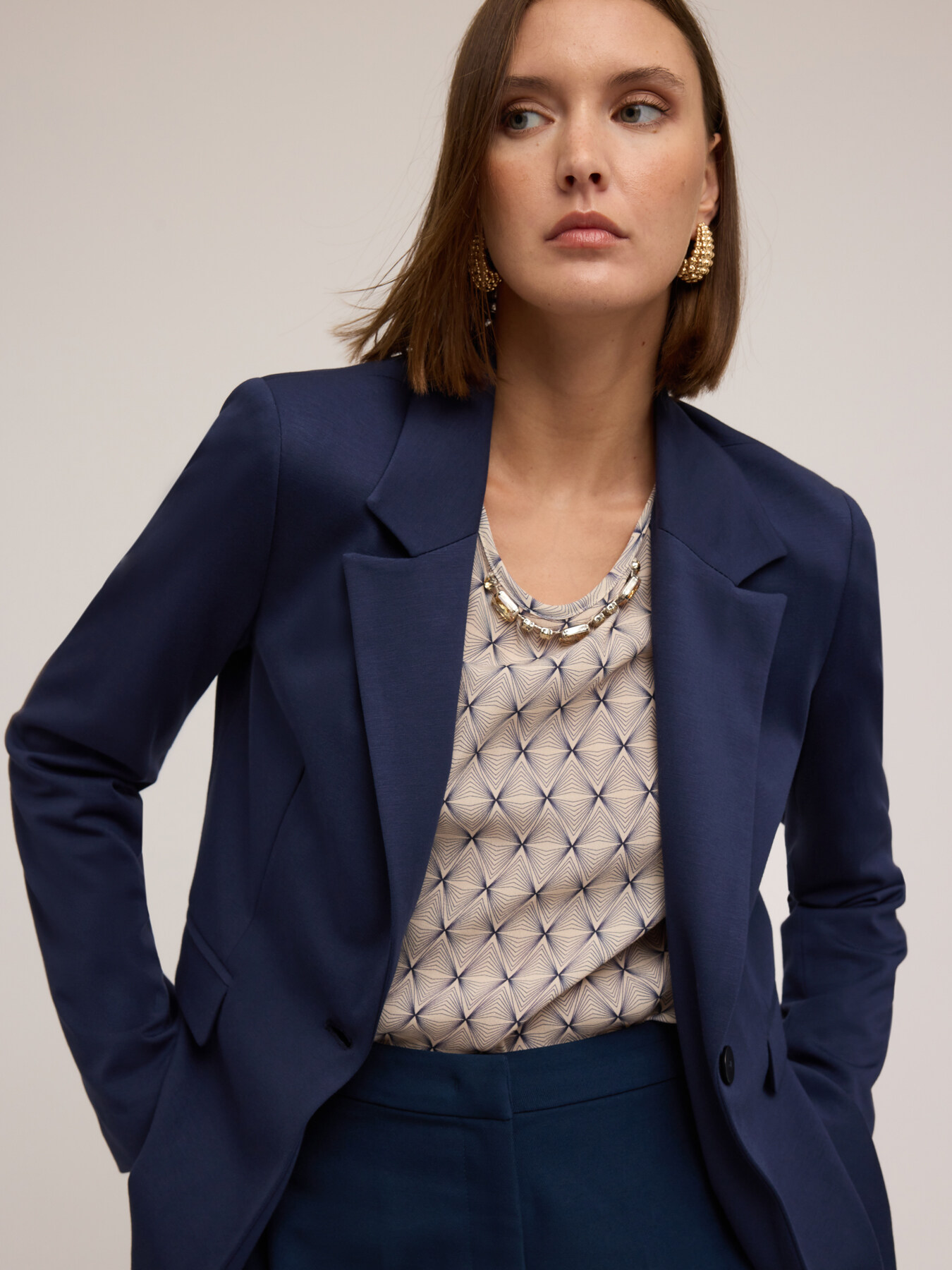 Blazer de un botón en punto milano image number 3