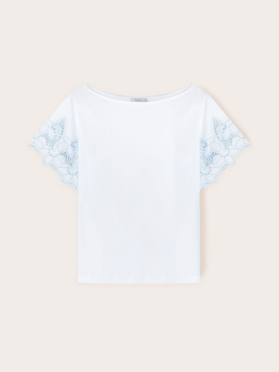 T-shirt with embroidered sleeves