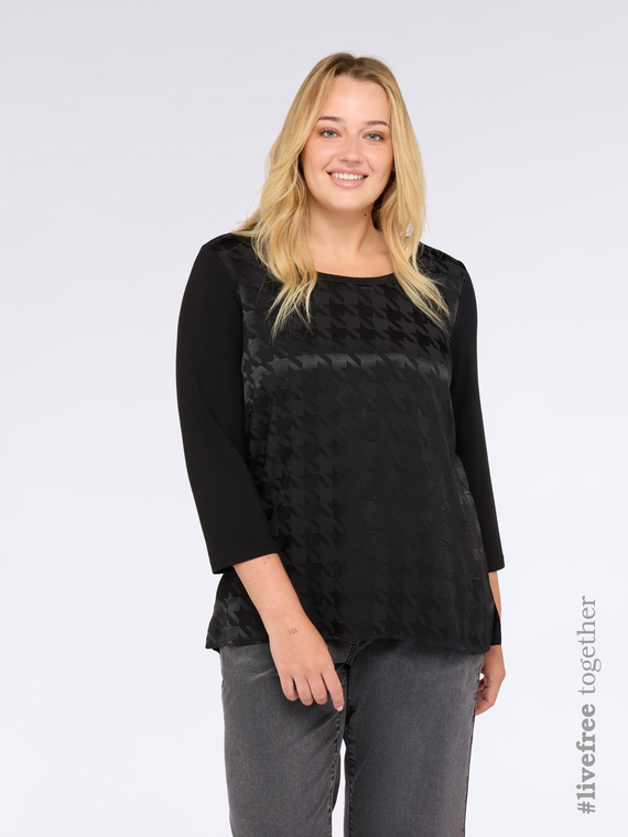 Two-material T-shirt with houndstooth pattern