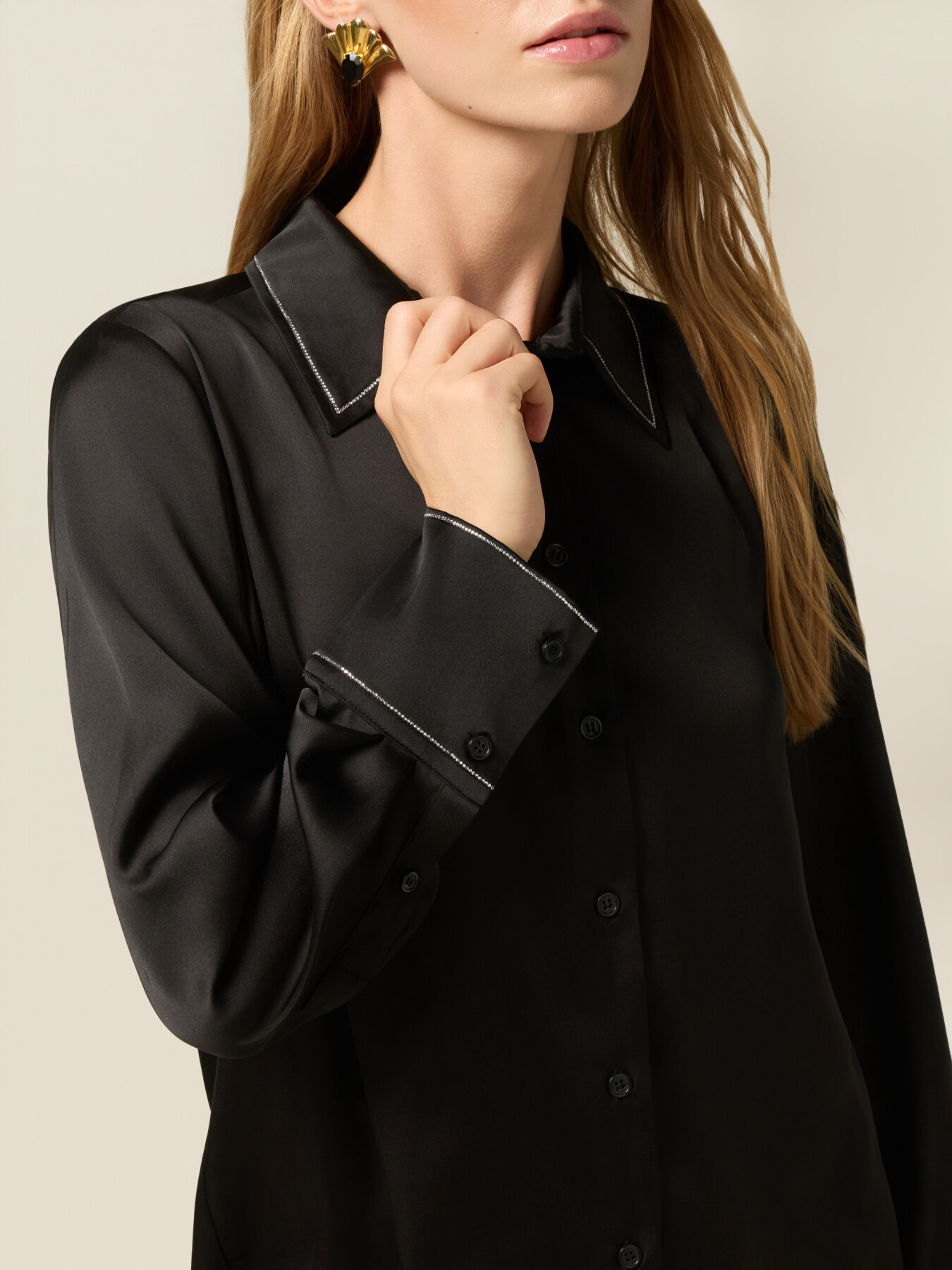 Camicia in raso con dettaglio catenelle image number 2