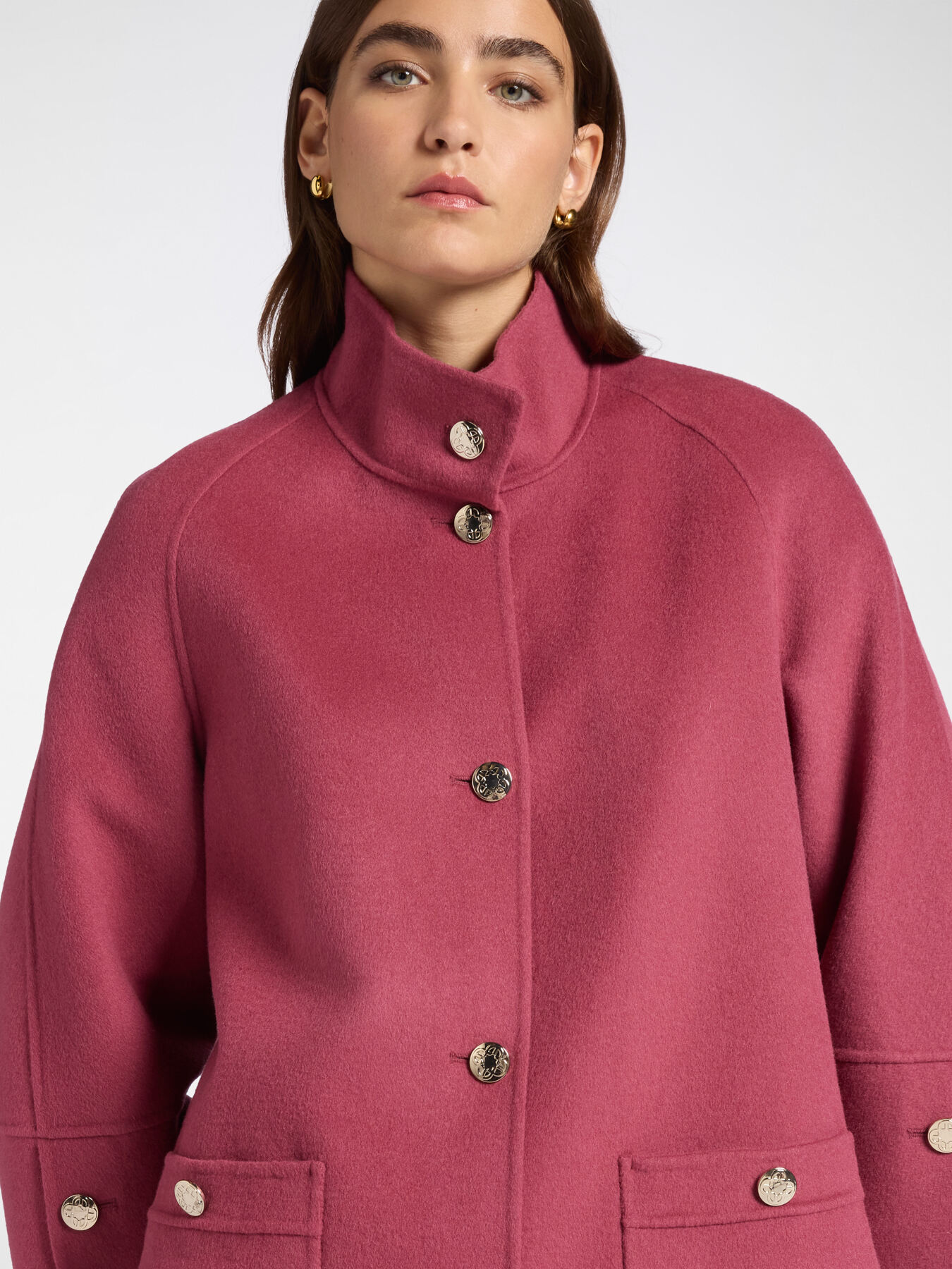 Kurzer Mantel aus Doppelgewebe image number 3