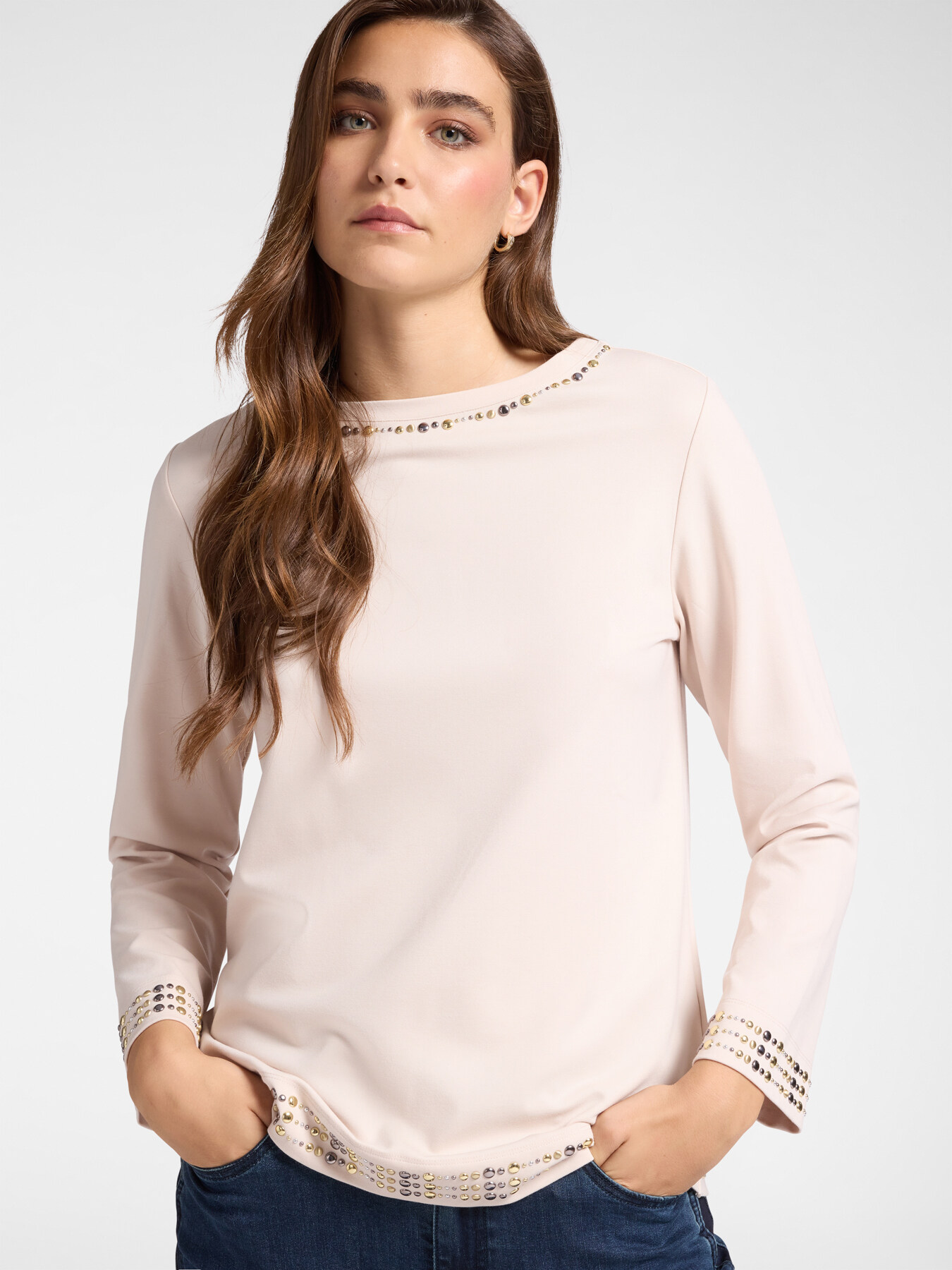 T-shirt with studs image number 0