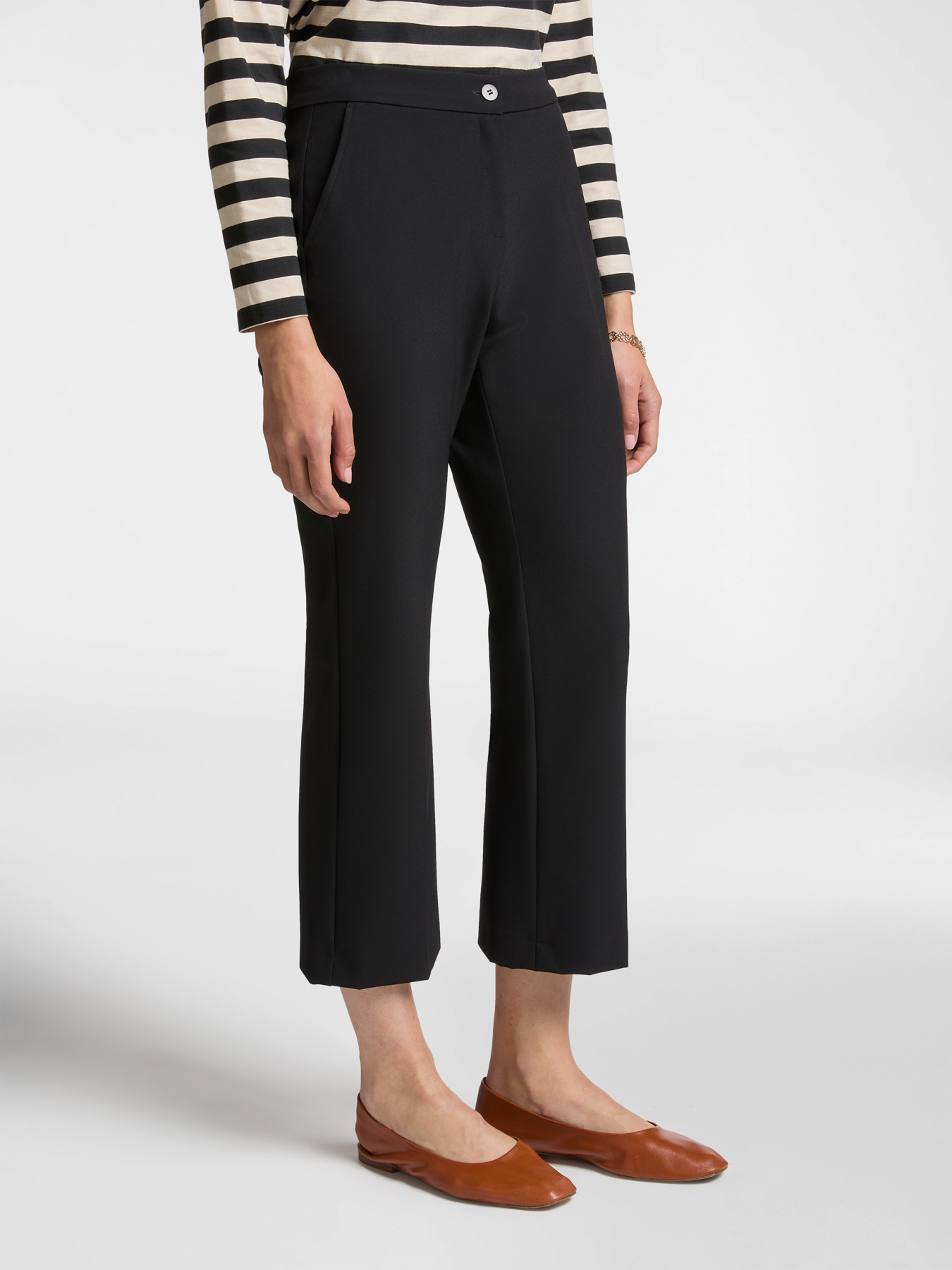 Calças cropped slim fit image number 2
