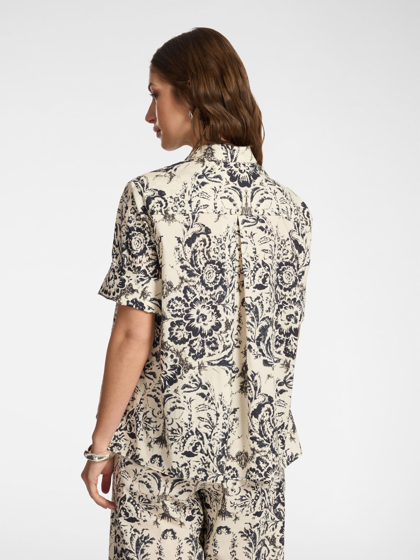Printed shirt image number 1